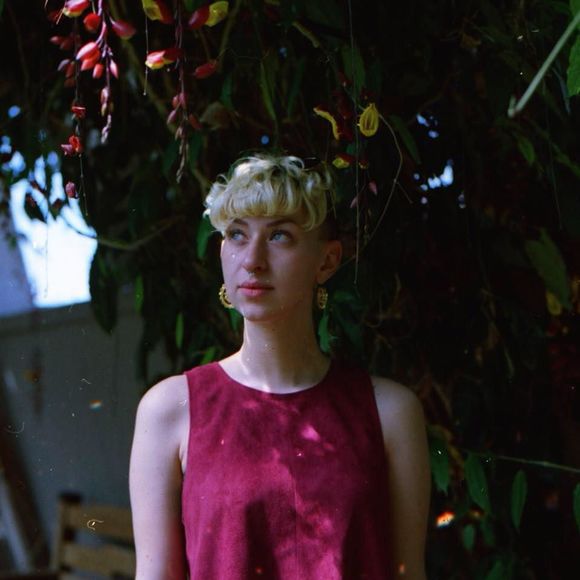 Meet your Posher, Serena - Picture 1 of 1